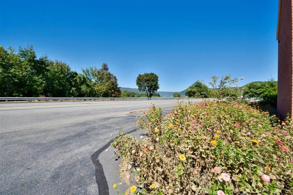 America's Best Value Inn & Suites-Cypress Tree Inn