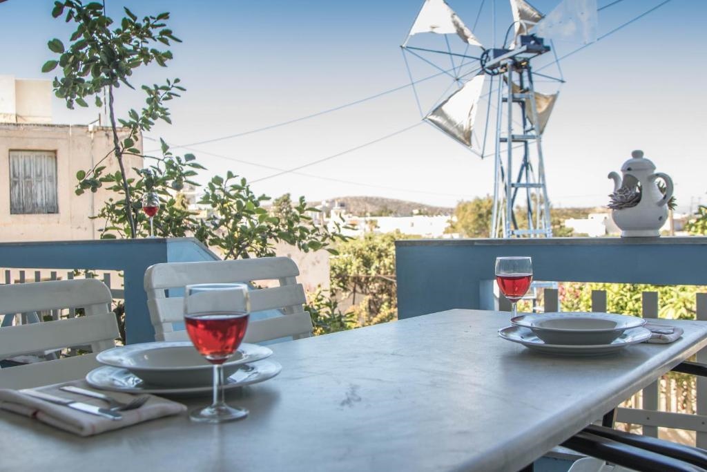 Fedra Apartments, View, Free Parking, 2mins to Beach