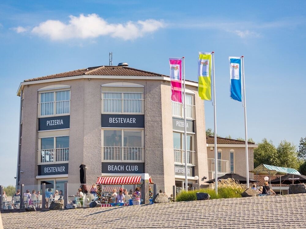 Comfortable Chalet With Dishwasher, Beach At Walkingdistance