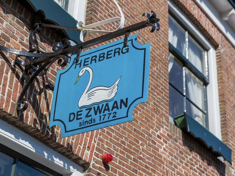 Modern Lodge With Two Bath Rooms, Near The Beach