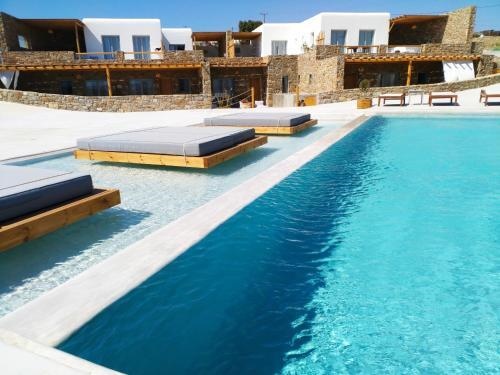 THA-LIA Myconian Suites and Studios