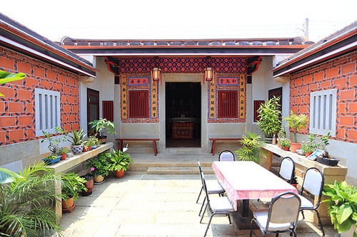 Bicycle Stop Happy Gallery