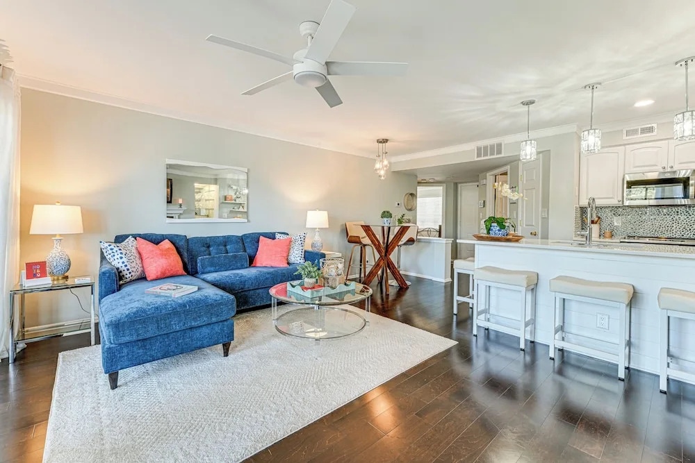 Waterfront Lake Norman Retreat w/ Pool Access!