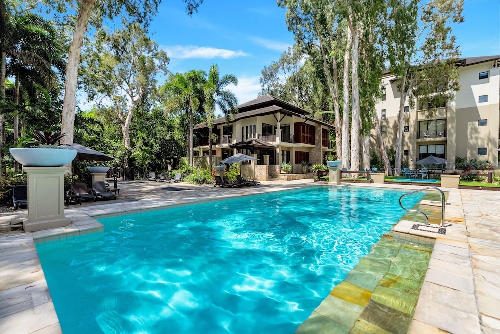 Elysium Sea Temple Apartments