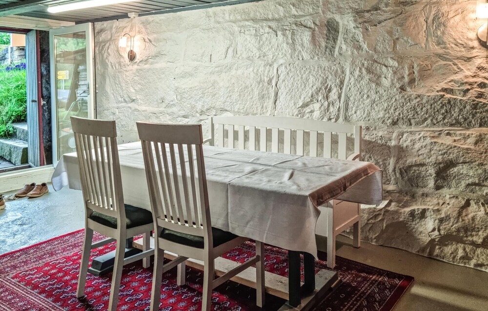 Awesome Apartment in Amli With Wifi and 1 Bedrooms