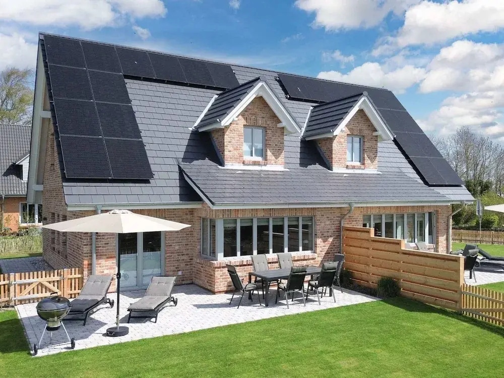 Moderne Doppelhaushalfte in Niebull