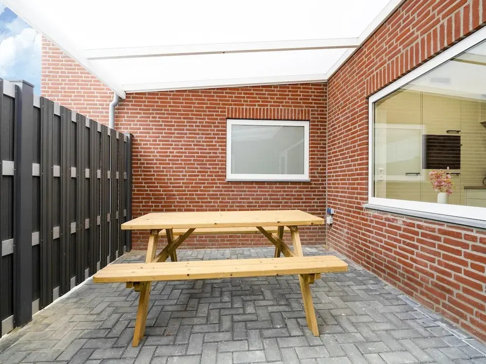 Inviting Apartment With Terrace