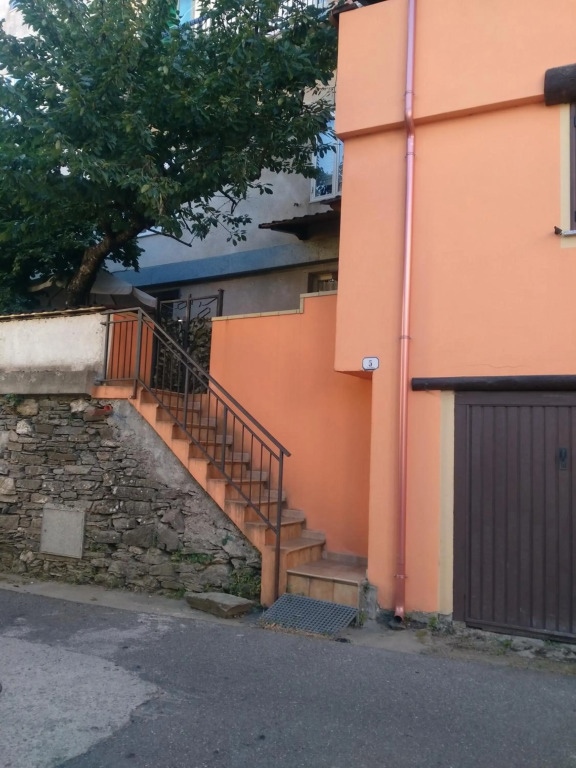 Appartamento con camino