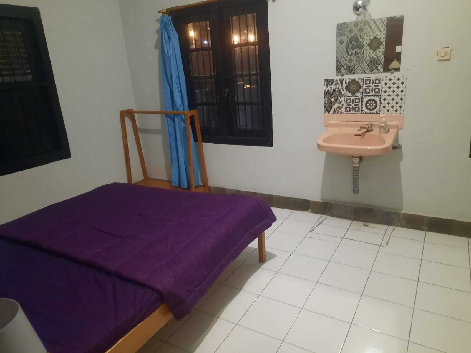 Capital O 94419 Fresh Hotel