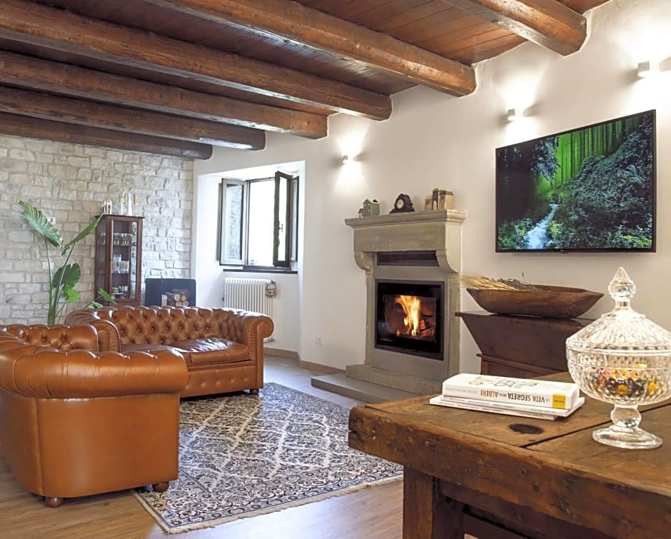 Il borgo Casteldelci