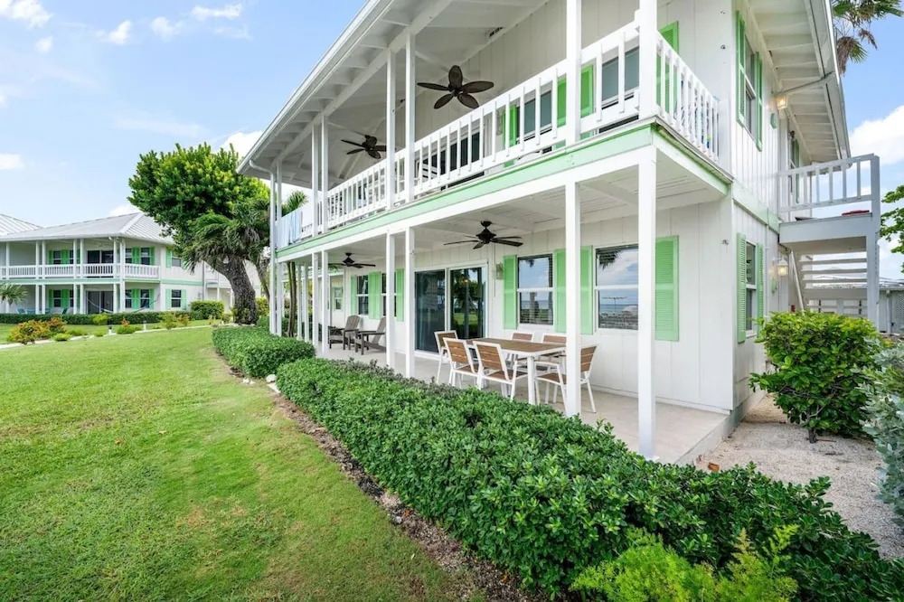 Cocoplum 9 in George Town