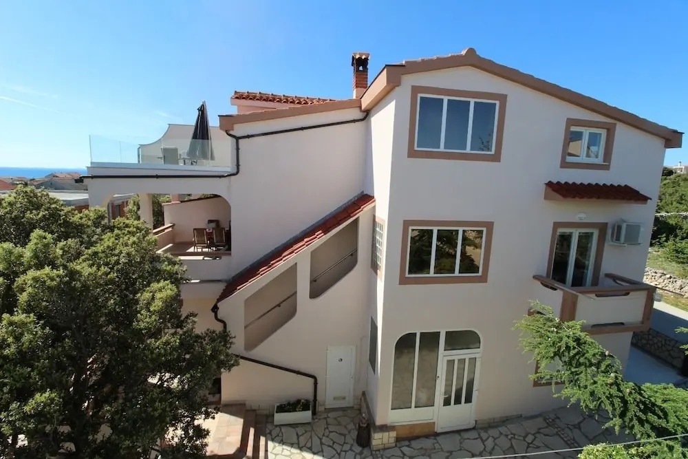 Mare-200 m From the Beach - A2