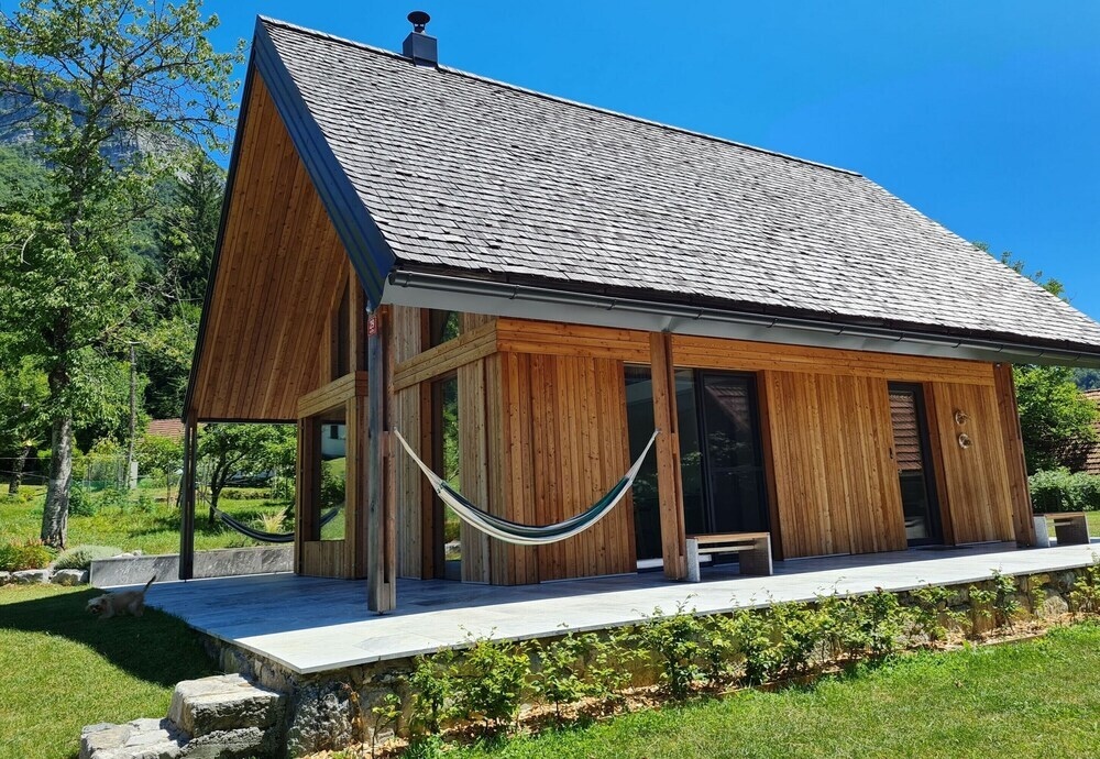 Child Friendly Chalet Bale-bale