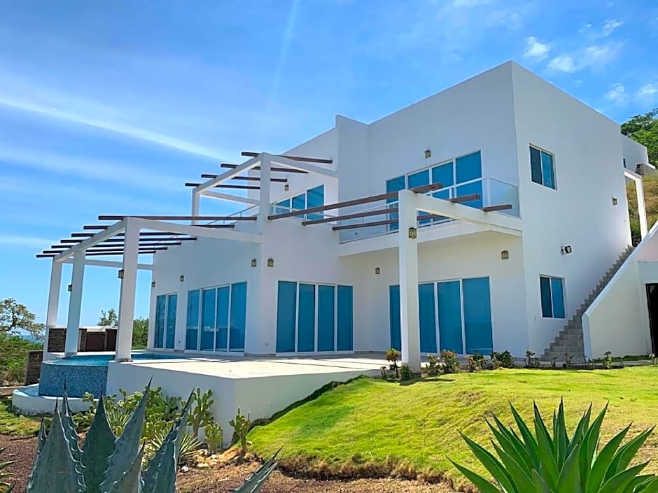 Surf Ranch Resort - Popoyo