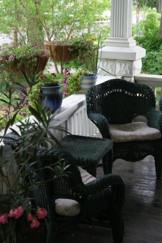 Delano Bed And Breakfast