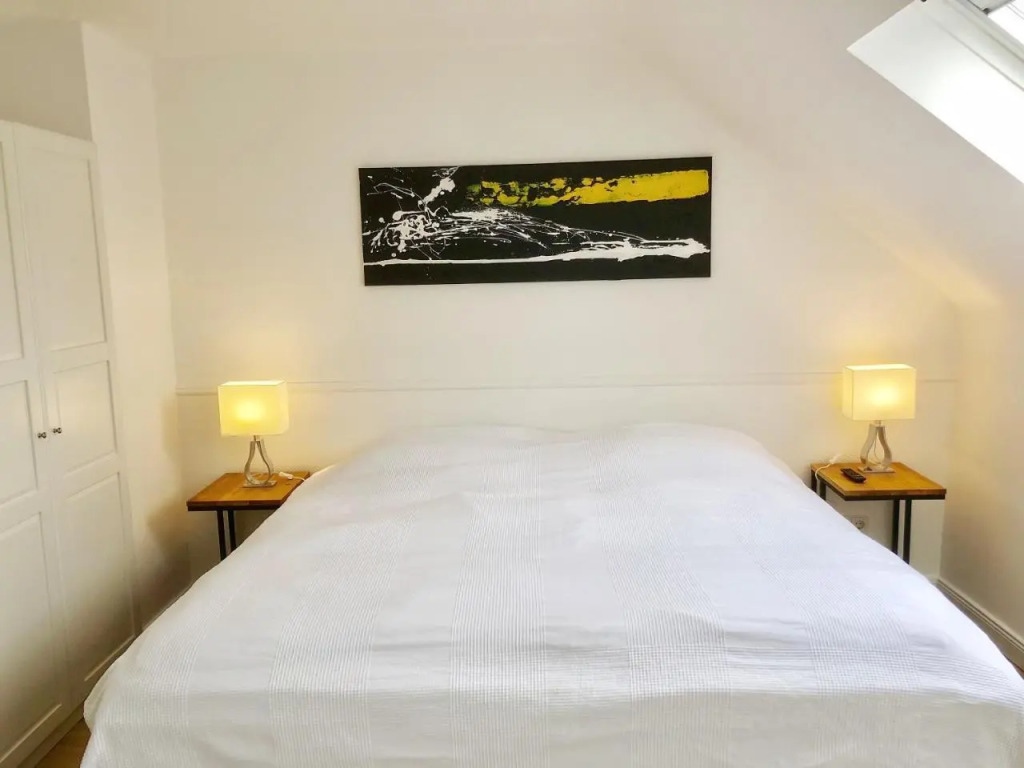 Hugo18 Boardinghouse