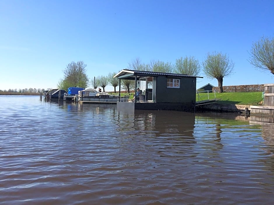 Waterhut Aduarderzijl
