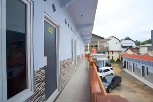 Penginapan Kurnia Sluke