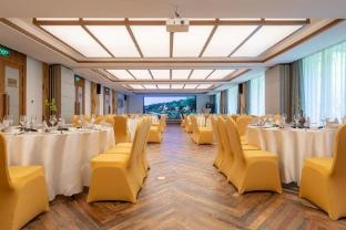 Anji·Junlan Laozhuang Shanju Tangquan Resort Hotel