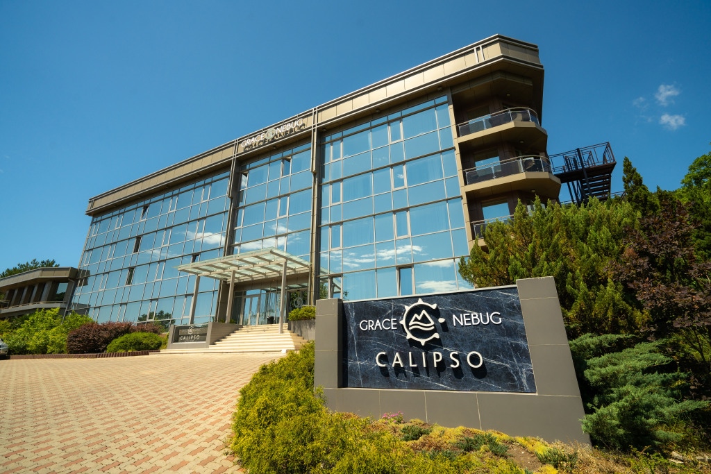 Greis Nebug Kalipso Hotel