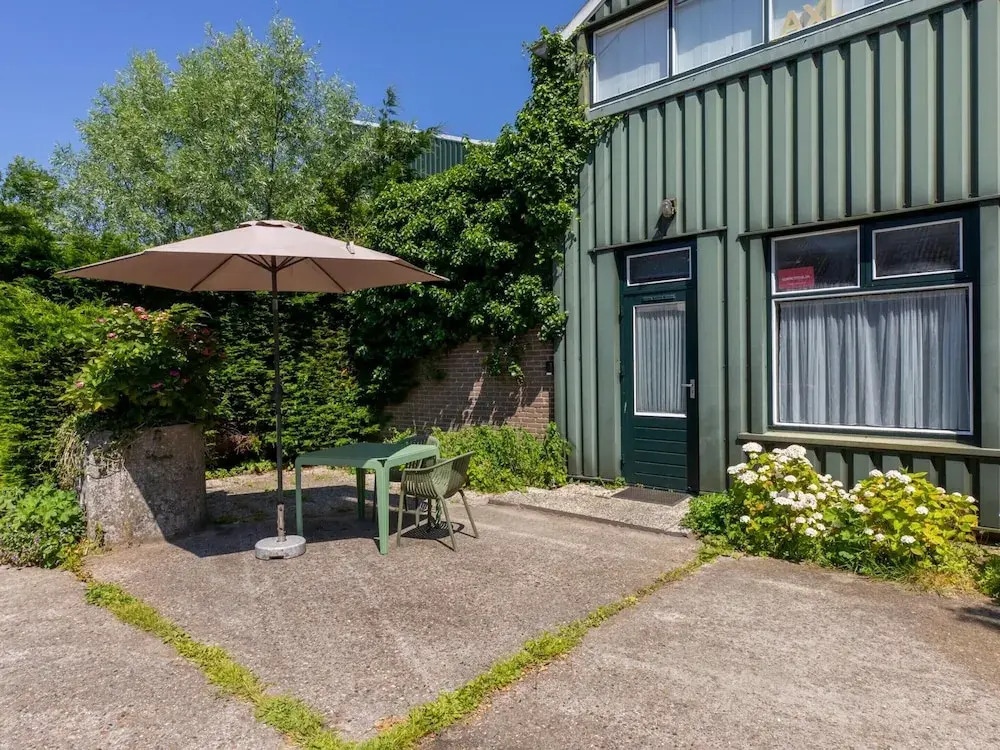 Studio in Vrouwenpolder Near Oranjezon Reserve