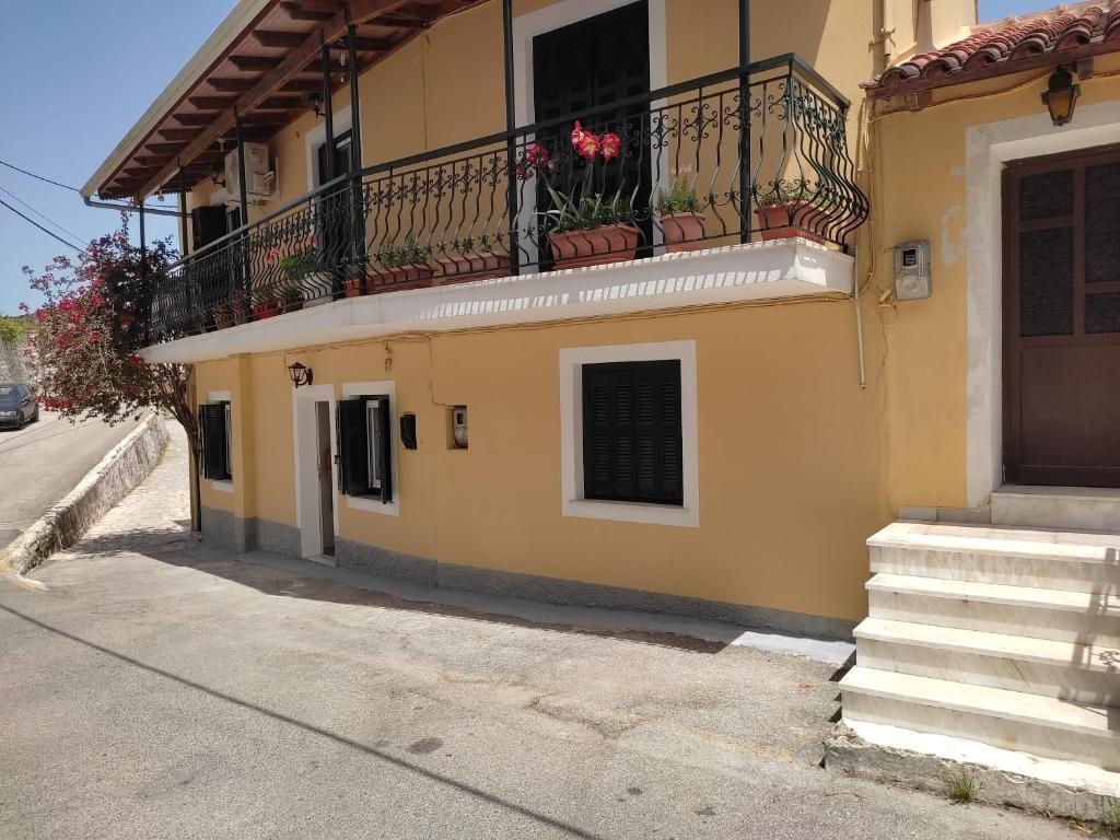 Vatos 2 bedroom apartment