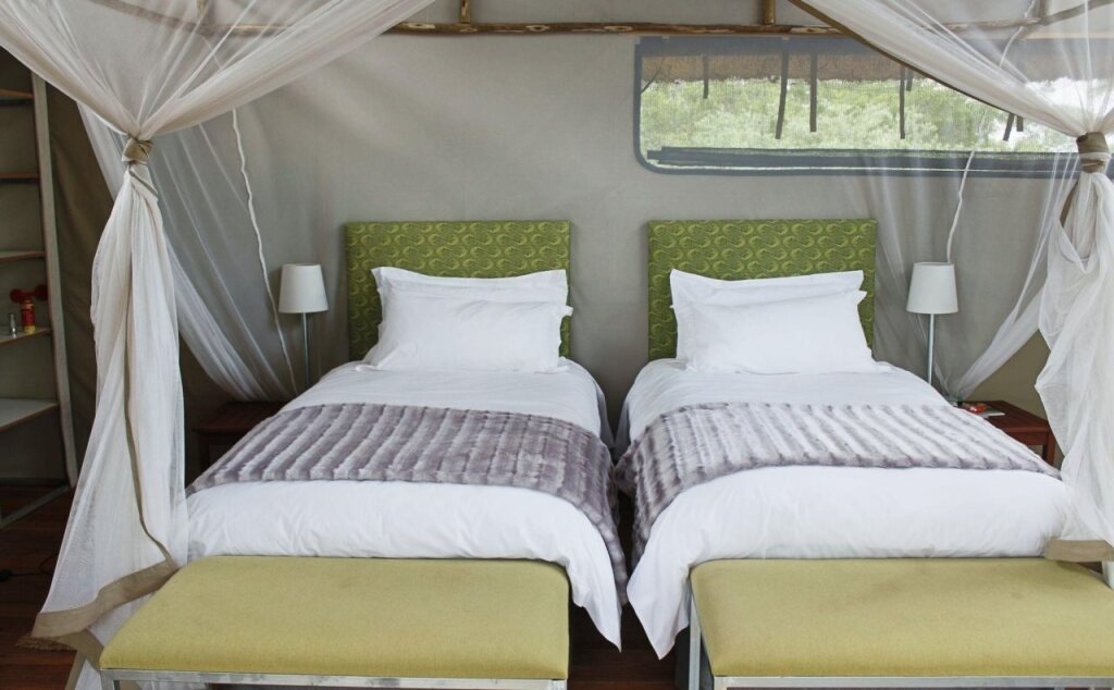 Elephant's Eye, Hwange