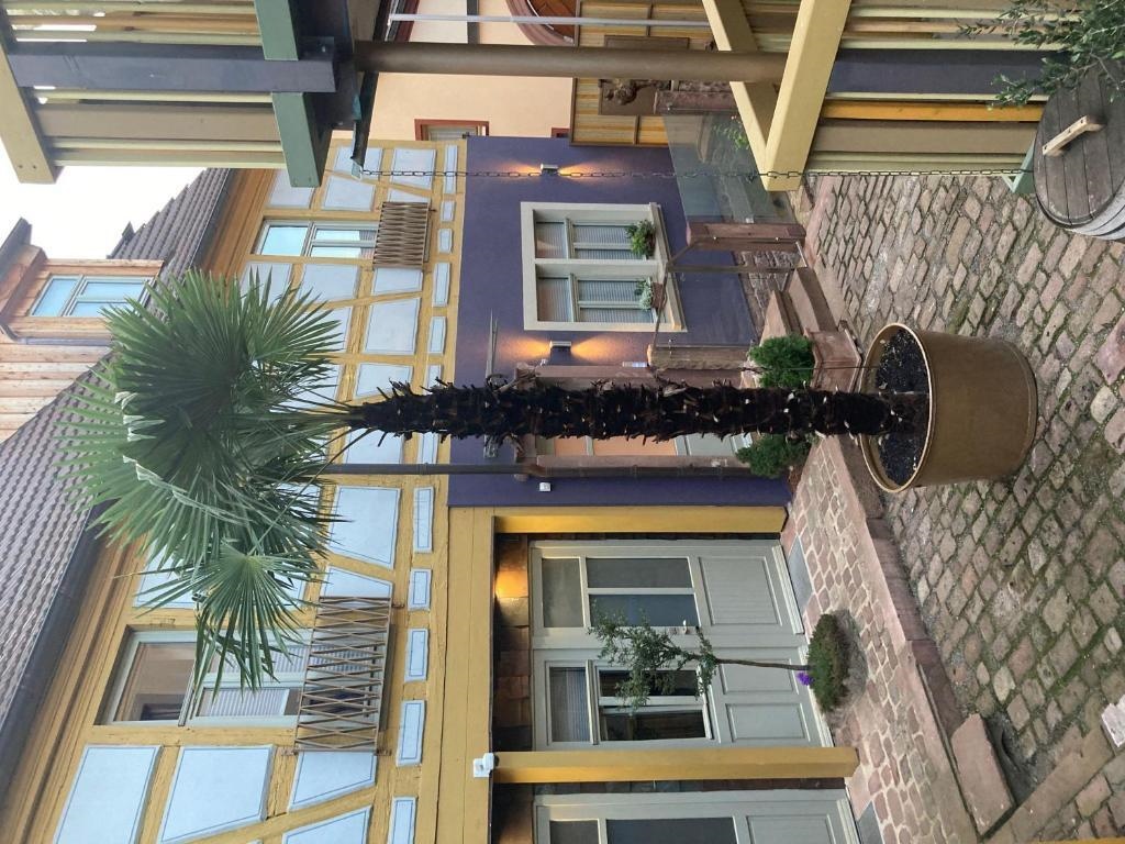 Der-einstige-TAUBENSCHLAG-in-der-Hofstallung-2-geschossiges-Deluxe-Maisonette-Apartment