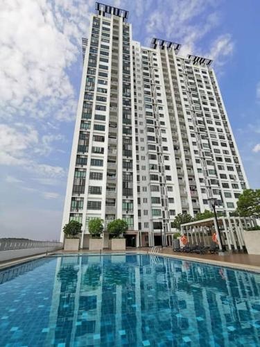 0803 Family Suites Bukit Indah TVbox Wifi Games Toy