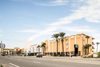 Comfort Inn & Suites Ormond Beach Oceanfront