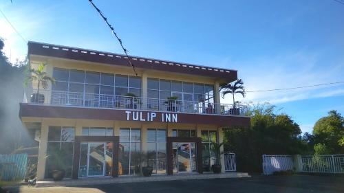 Tulip Inn Tomohon by Airy