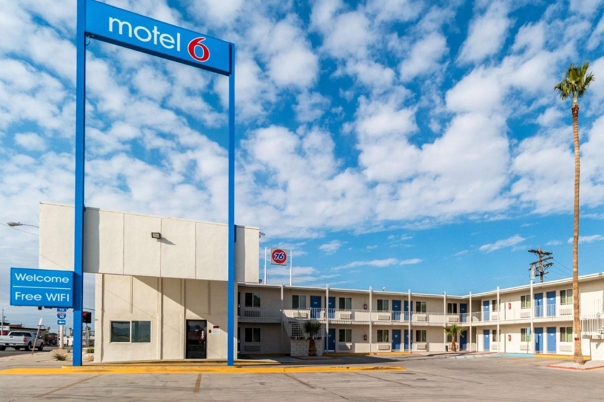 Solar City Inn & Suites