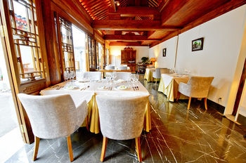 Ancient City Old Courtyard Boutique Hotel