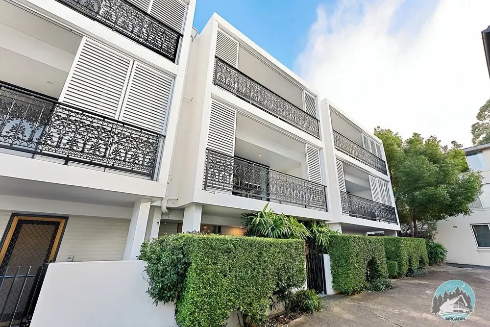 Aircabin Annandale Comfy 3 Bed Townhouse