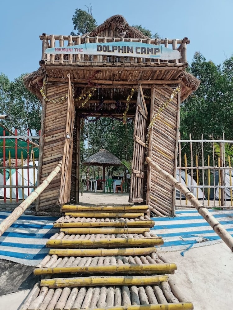 Mousuni The Dolphin Camp