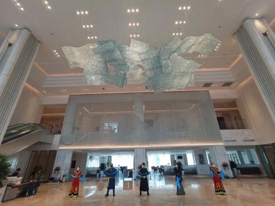 Blue Ocean Lindun Hotel