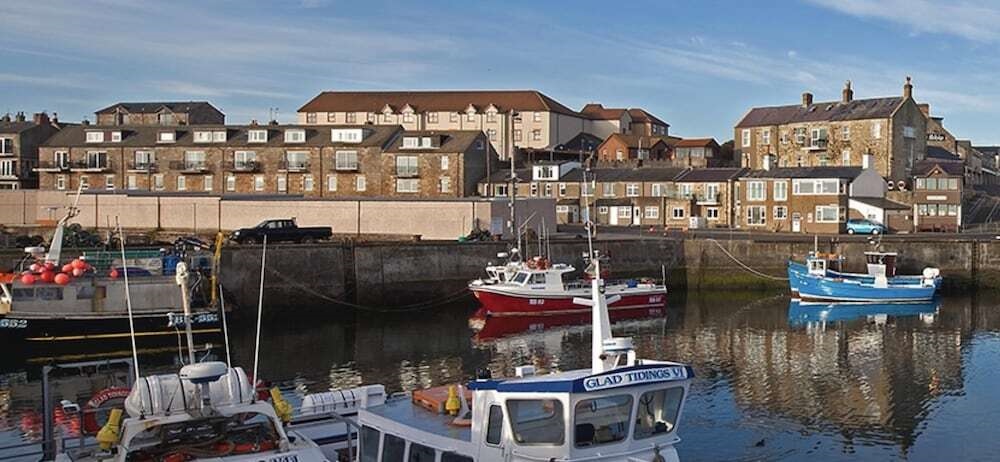 2bed Maisonette-sleeps 4-balcony, Sea Views, Wifi