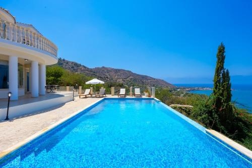 Villa Aquavitus in Pachyammos