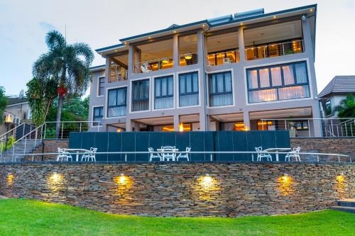 Royal Mukumbura Boutique Hotel