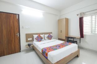 Fabhotel Golden Grand Inn