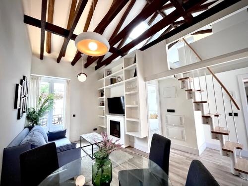 dPLACE To Be - Luxury Apt in Barrio de Salamanca