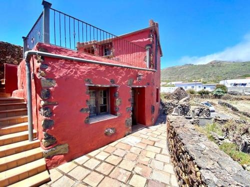 House With 3 Bedrooms in Isora, With Wonderful Mountain View and Furnished Garden - 5 km From the Beach