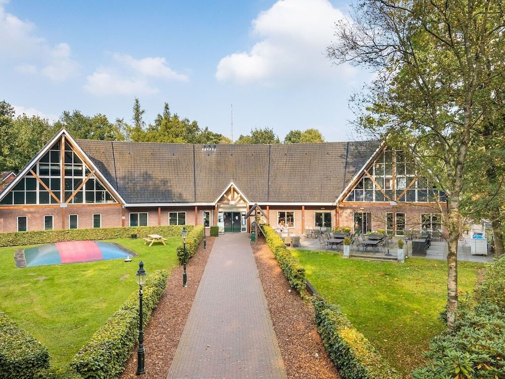 Comfortable, two Bathroom Holiday Home, in a Nature Reserve