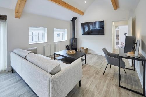 Host Stay The Hay Loft