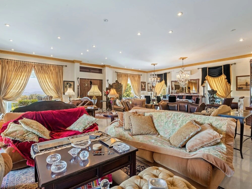 Lavish Villa in Archaia Korinthos With Swimming Pool