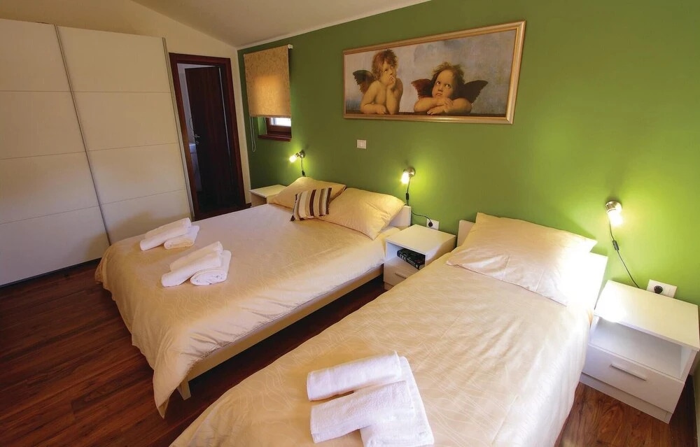 Amazing Home in Sv Kirin With Sauna, Wifi and 3 Bedrooms