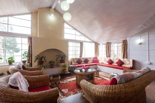 YuleTea Retreat A Premium Heritage Hotel
