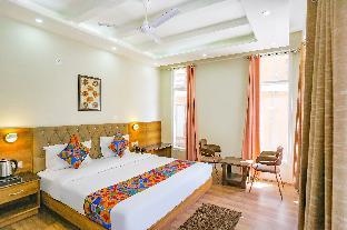 Hotel Outhills Manali