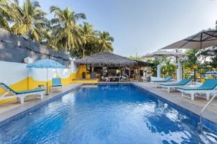 Earthy Hostel & Suites Morjim