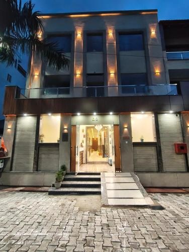 Taj Belleza Vista By Trippizo